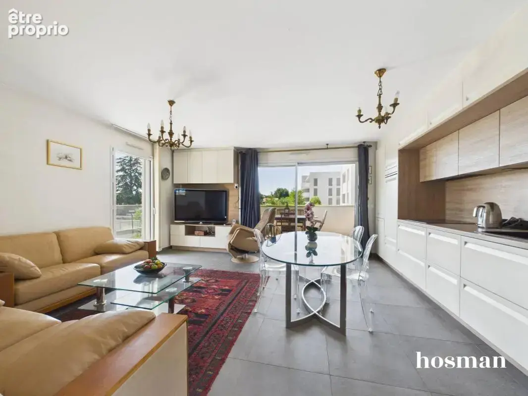 Appartement 4 pièces de 81m2 avec terrasse, clim et garage à Saint-Cyr-Au-Mont-D'Or - photo 4