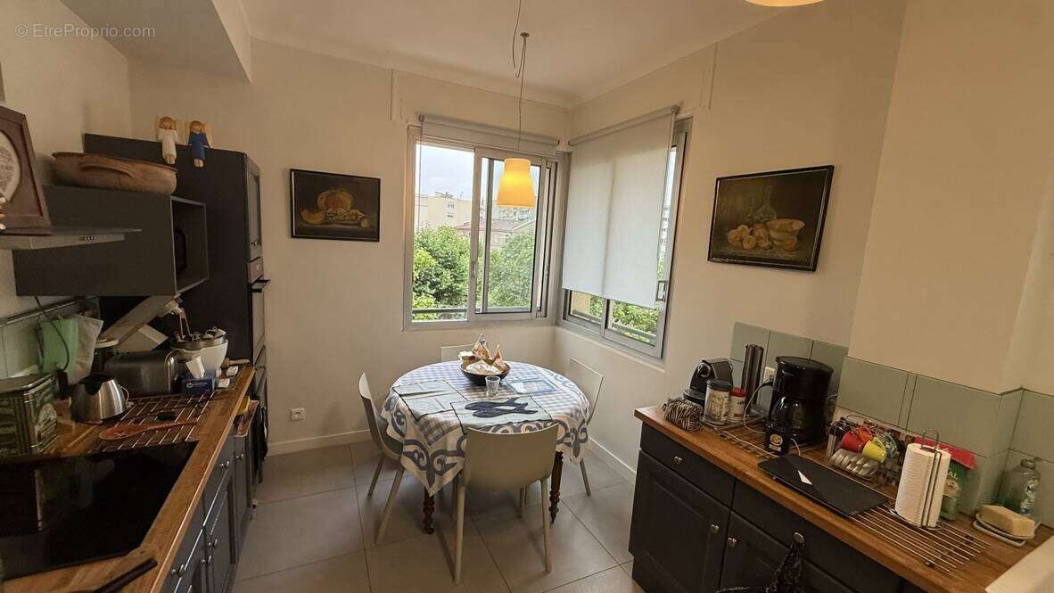 Appartement à MARSEILLE-8E