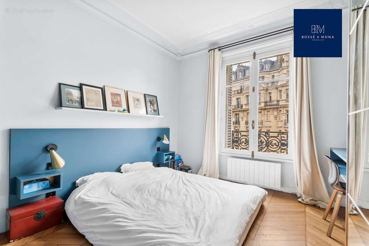 Appartement à PARIS-7E