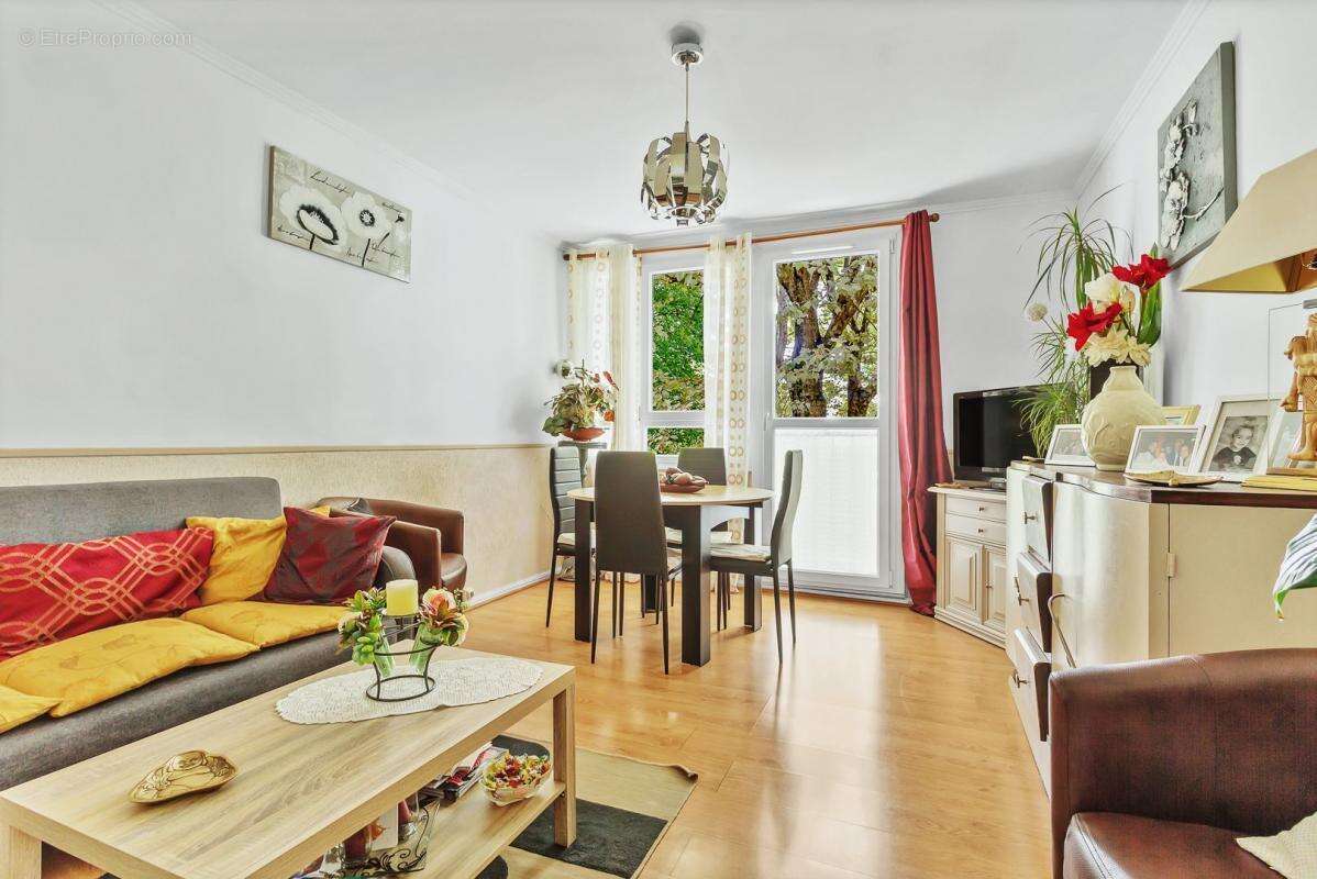 Appartement à CROSNE