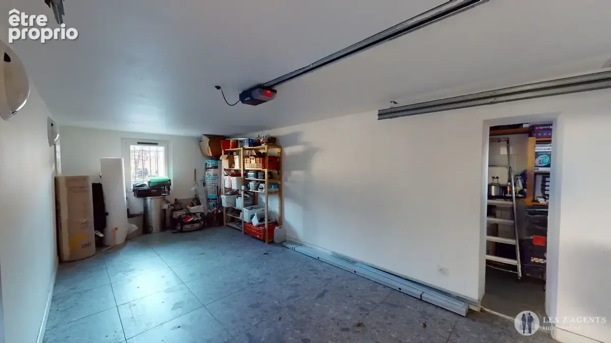 Maison T5 rénovée avec jardin et garages - photo 18