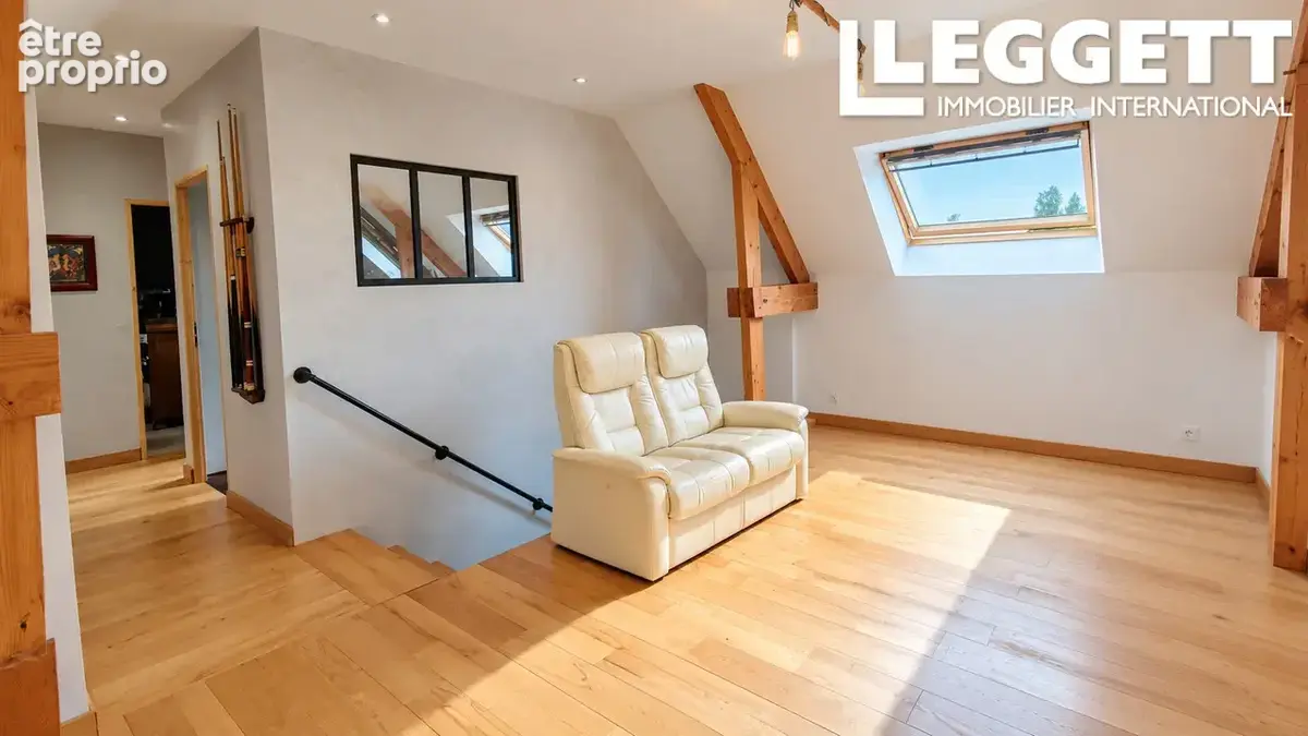 Leggett vous offre cette Superbe grange en pierre rénovée de 3 chambres avec grange de 85 m² près de Saint-Lô - photo 6