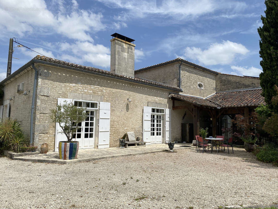 Maison à JULIENNE