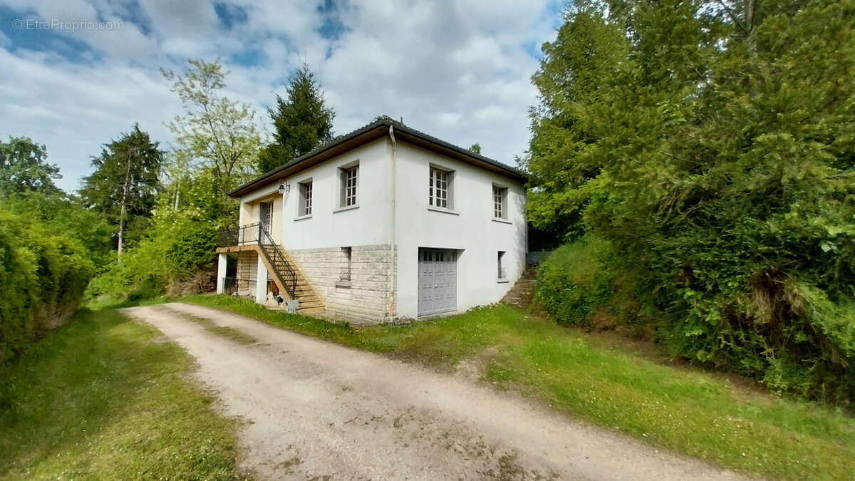 Maison à SAINT-PANCRACE