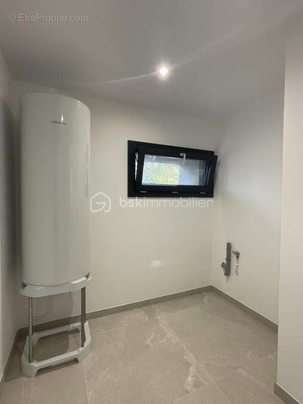 Maison à SAINT-FARGEAU-PONTHIERRY