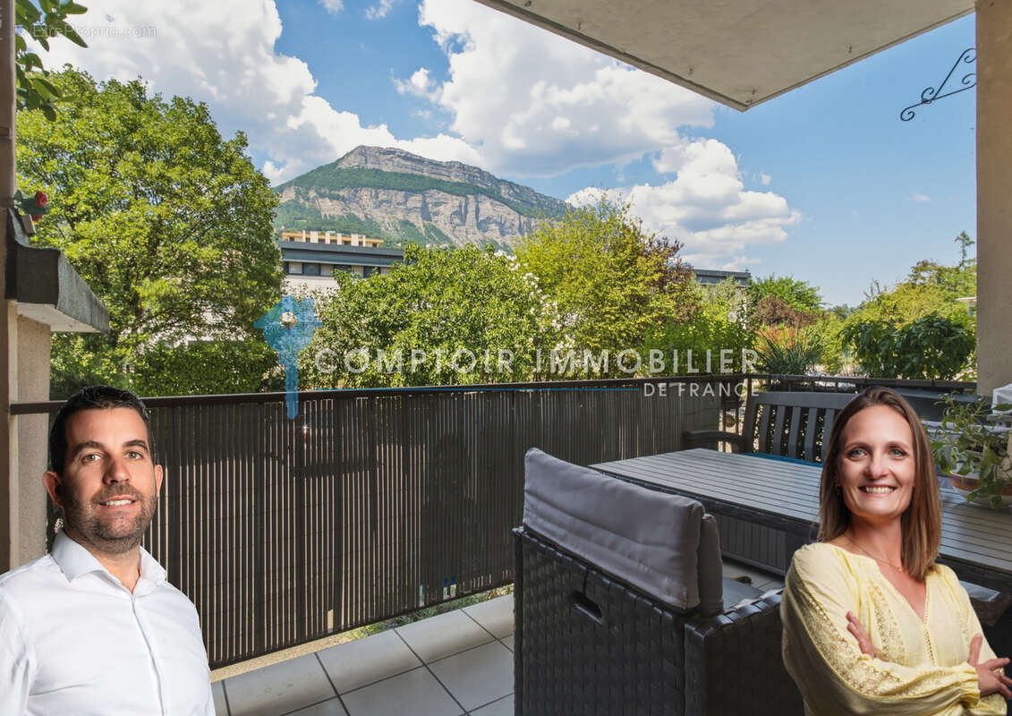 Appartement à MEYLAN