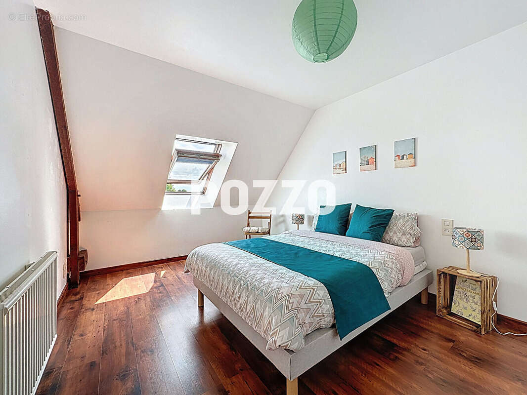 Maison à DRAGEY-RONTHON