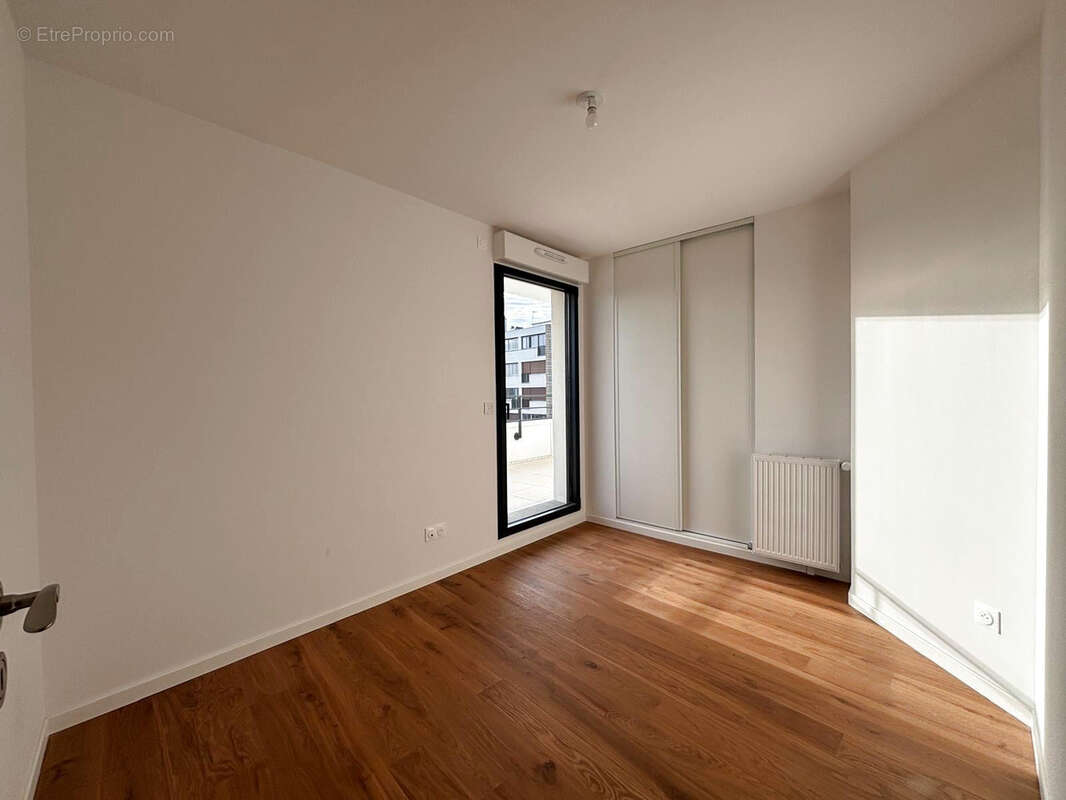 Appartement à SAINT-MAUR-DES-FOSSES