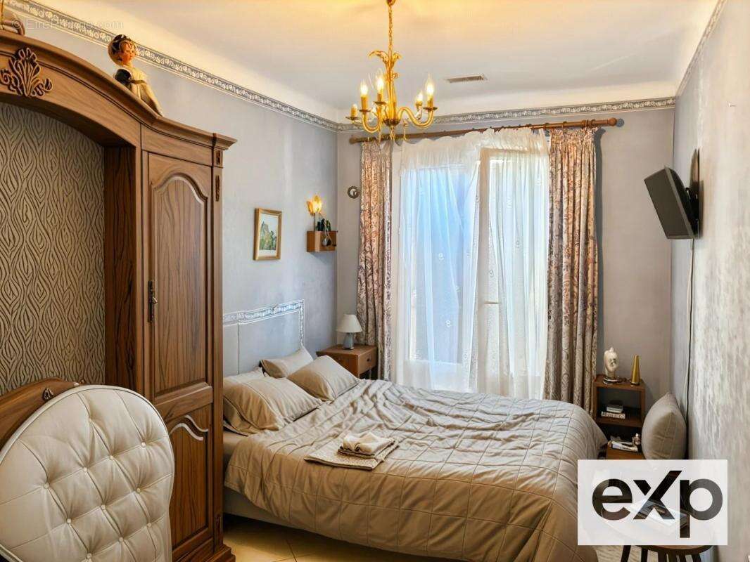 Maison à PELISSANNE