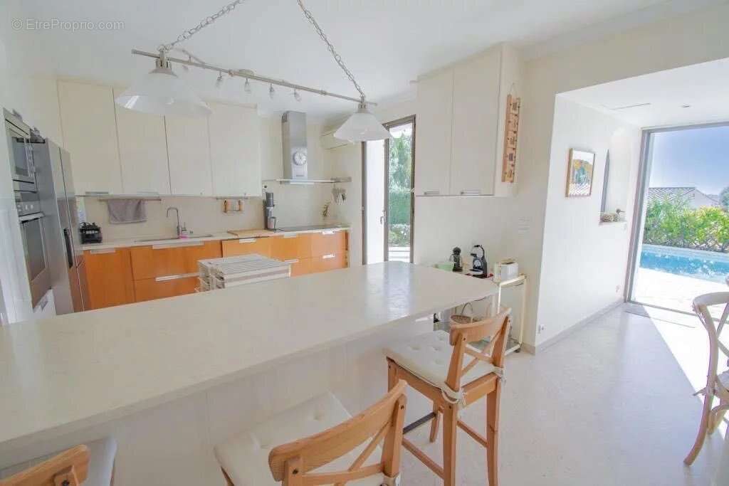 Maison à VILLENEUVE-LOUBET