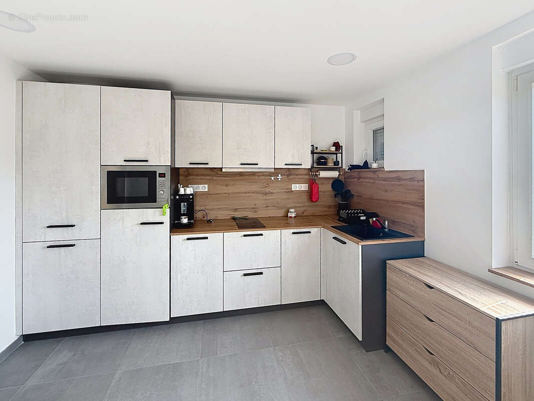 Thionville studio meuble neuf 128000€ - photo 2