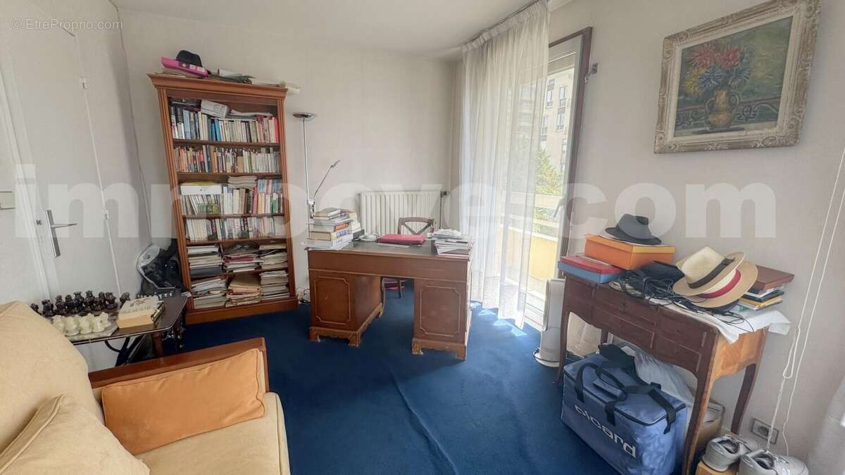 IMG_4972_Leger 2 - Appartement à CHARENTON-LE-PONT