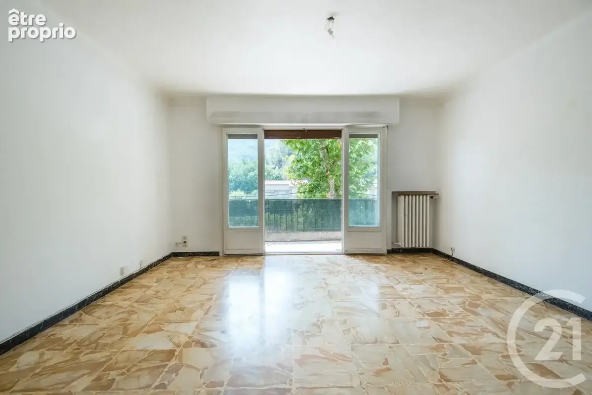 Appartement 62 m² à Contes  - photo 2