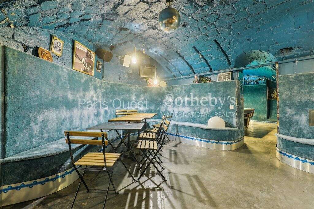 Commerce à PARIS-11E