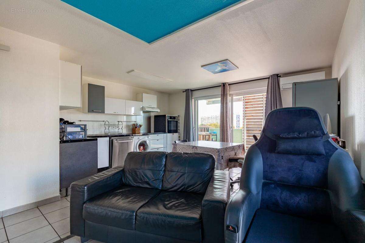 Appartement à MARSEILLE-14E