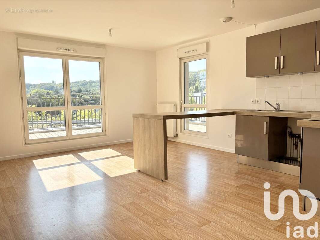 Photo 6 - Appartement à FONTENAY-LE-FLEURY