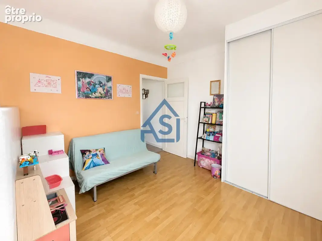 À vendre   grand appartement 105 m2 avec balcon, jardin et cave - photo 7