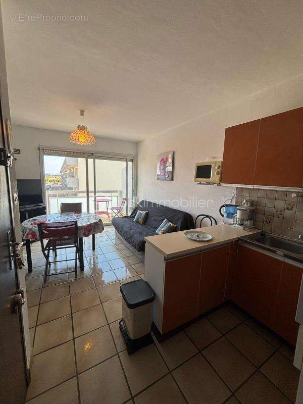 Exclusivité – port-la nouvelle – à 250 m de la plage – appartement avec 2 balcons et parking privatif - photo 4
