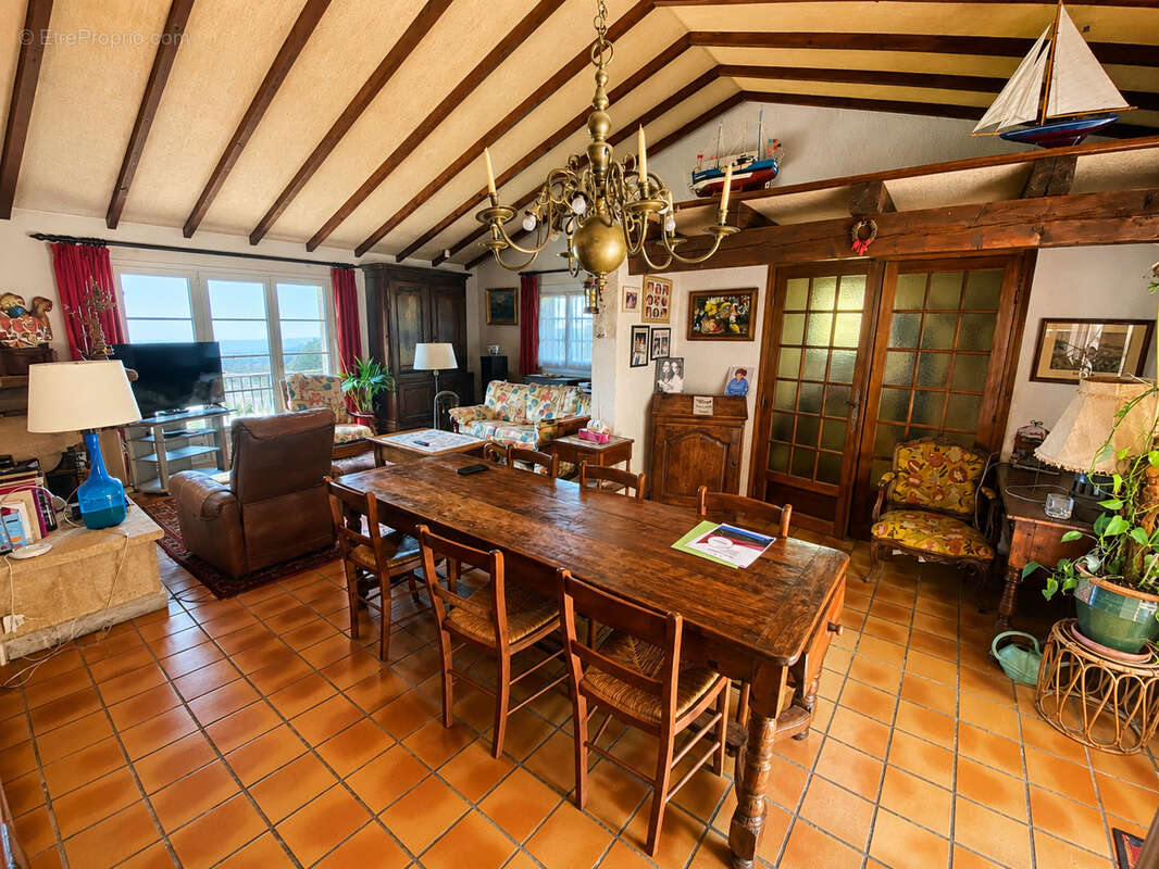 Maison à LA CROIX-VALMER