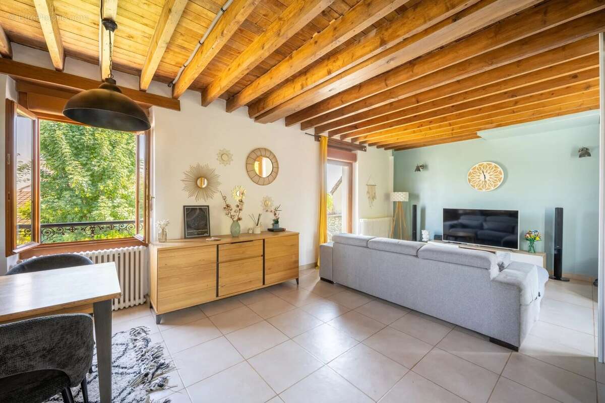 Maison 86 m² à Epone  - photo 3