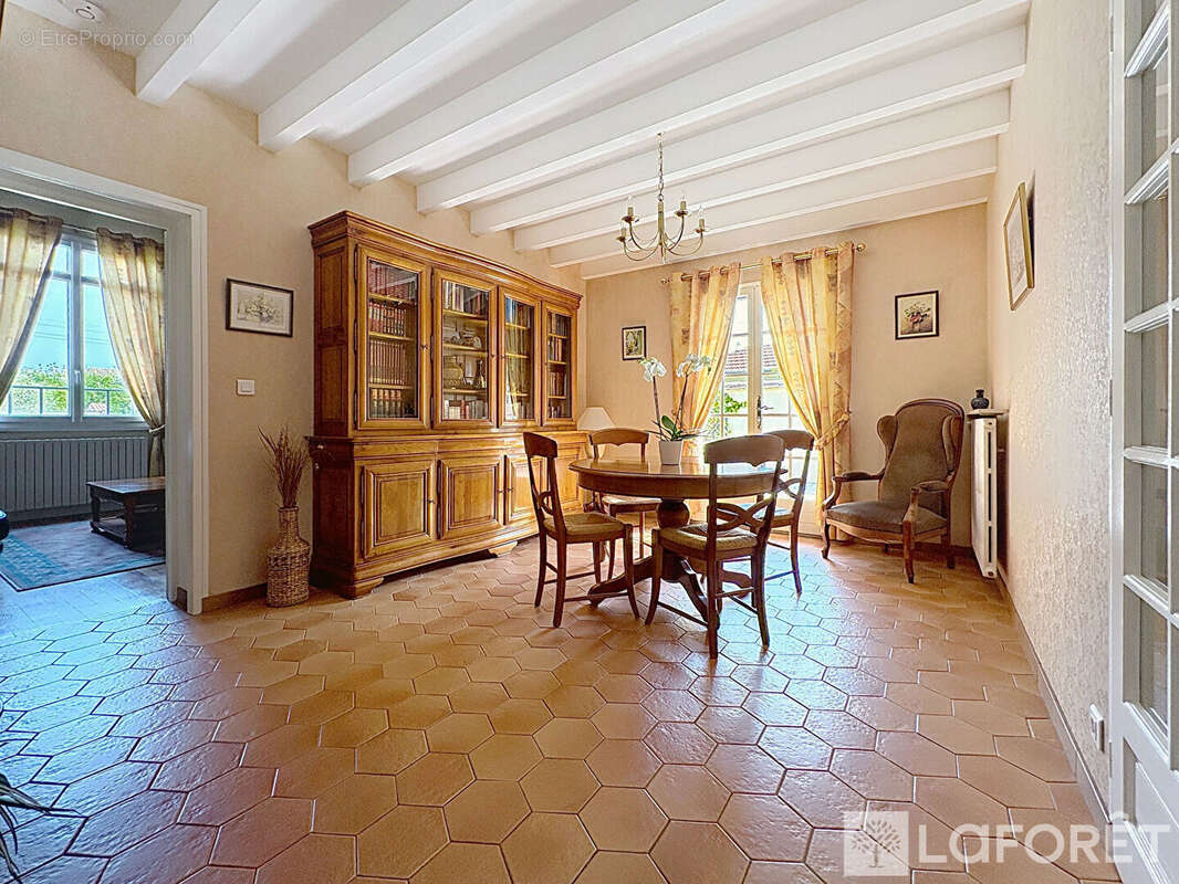 Maison à PESSAC