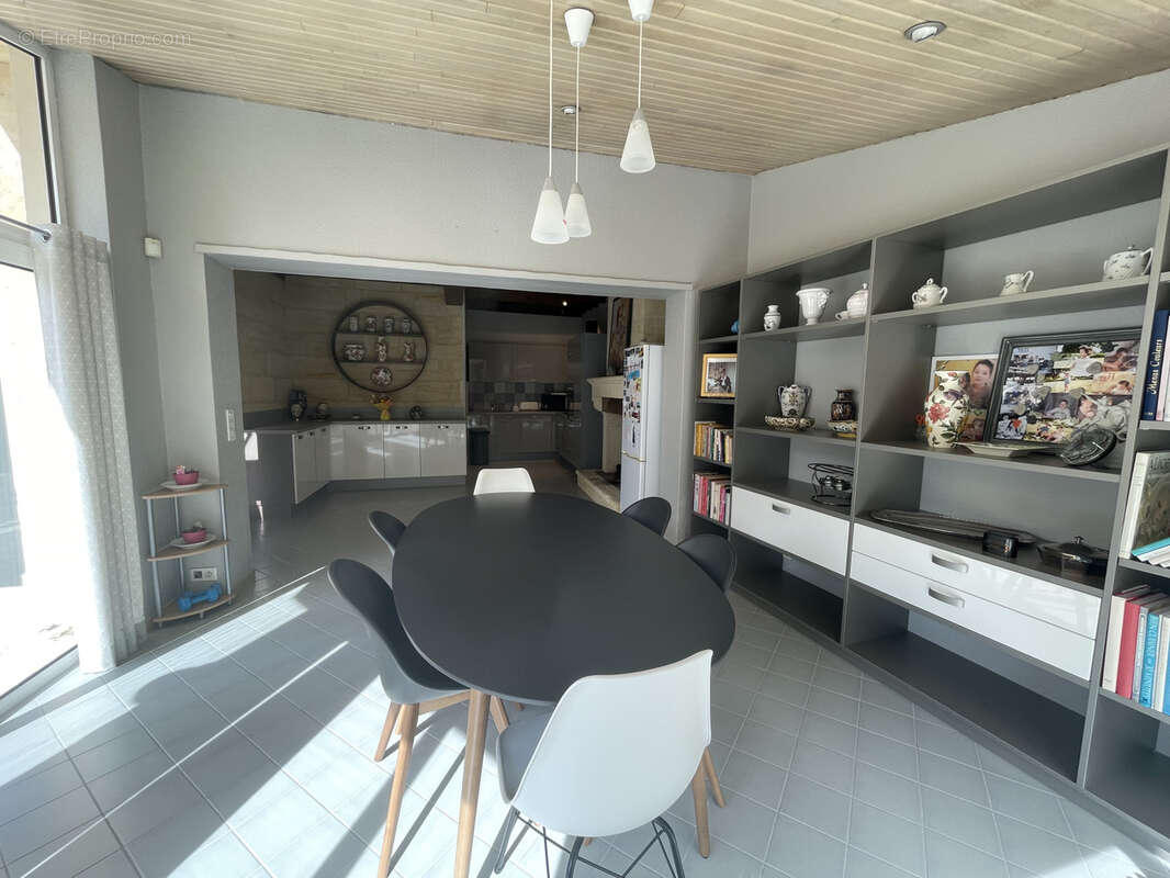 Maison à MONTPON-MENESTEROL