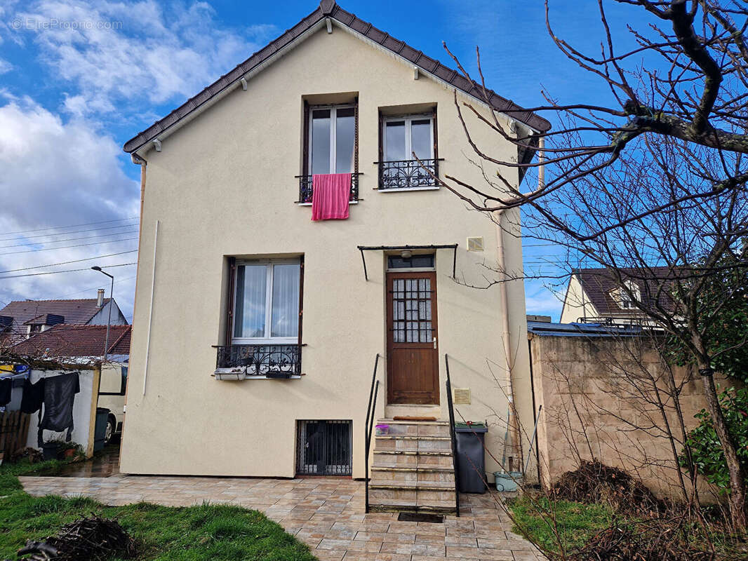 Maison à AULNAY-SOUS-BOIS