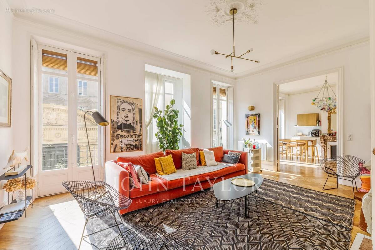 Appartement à BORDEAUX