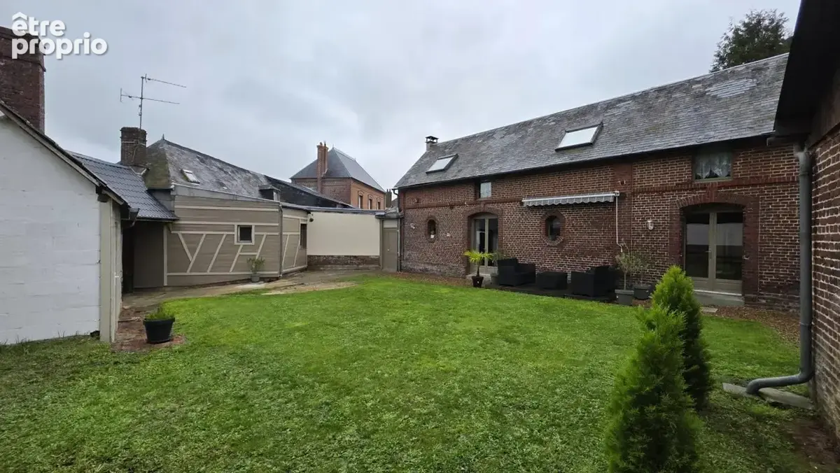 Appartement à FEUQUIERES
