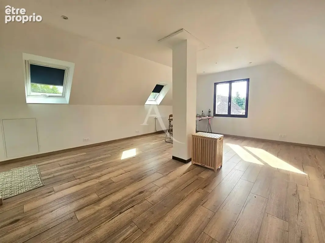 Maison Rue 4 chambres 140 m² - photo 8