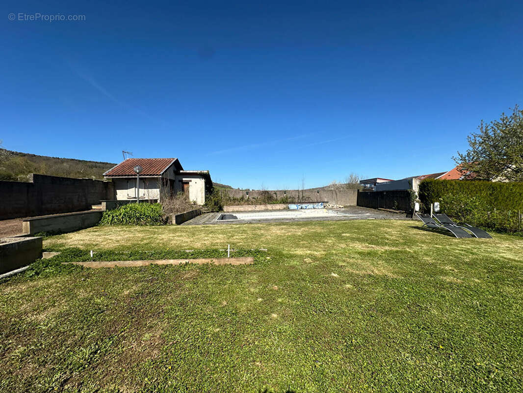 Maison à PAGNY-SUR-MOSELLE