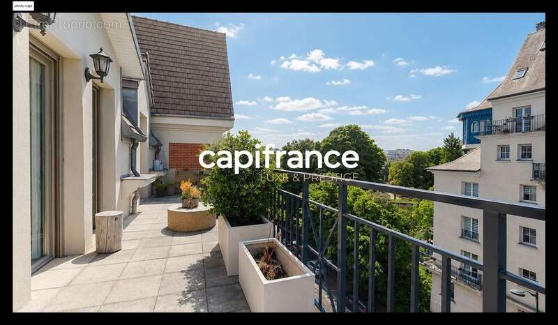 Appartement à LE PLESSIS-ROBINSON