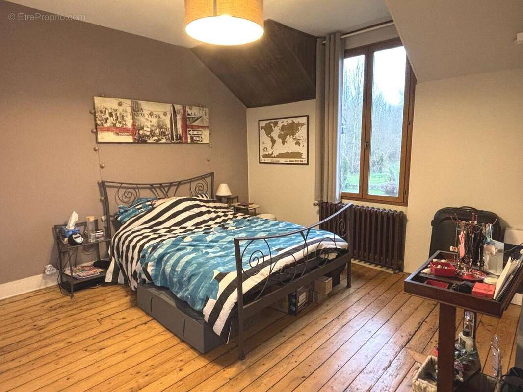 Maison à CREPY-EN-VALOIS