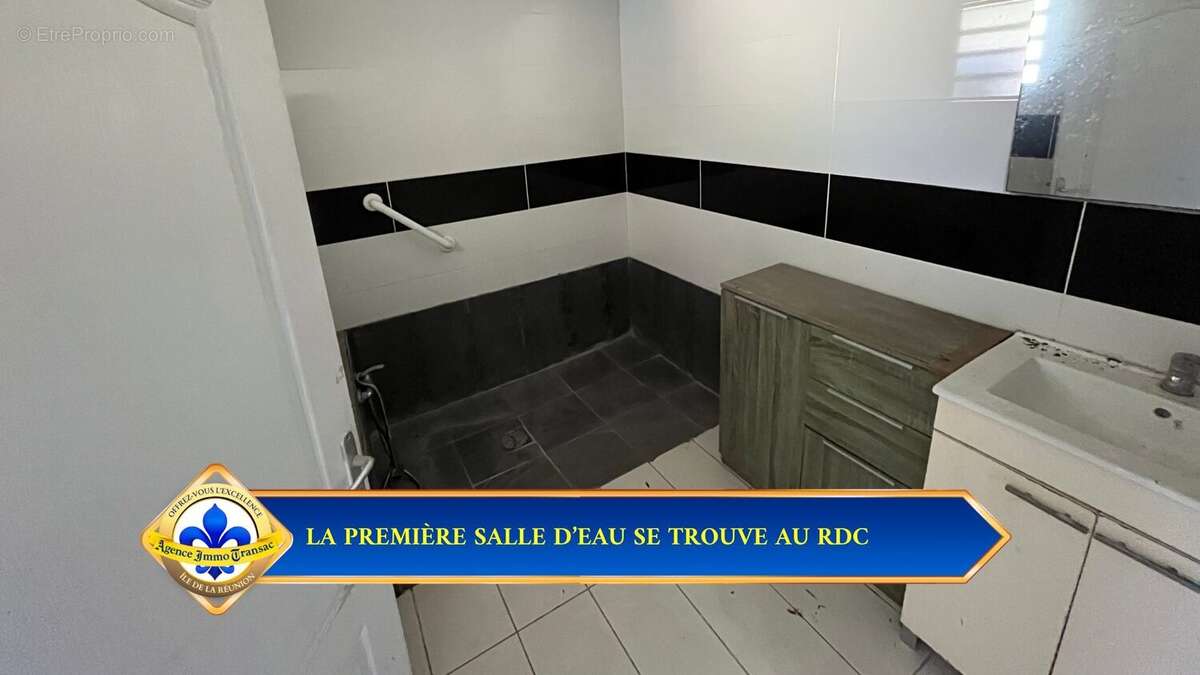 Maison à SAINTE-SUZANNE