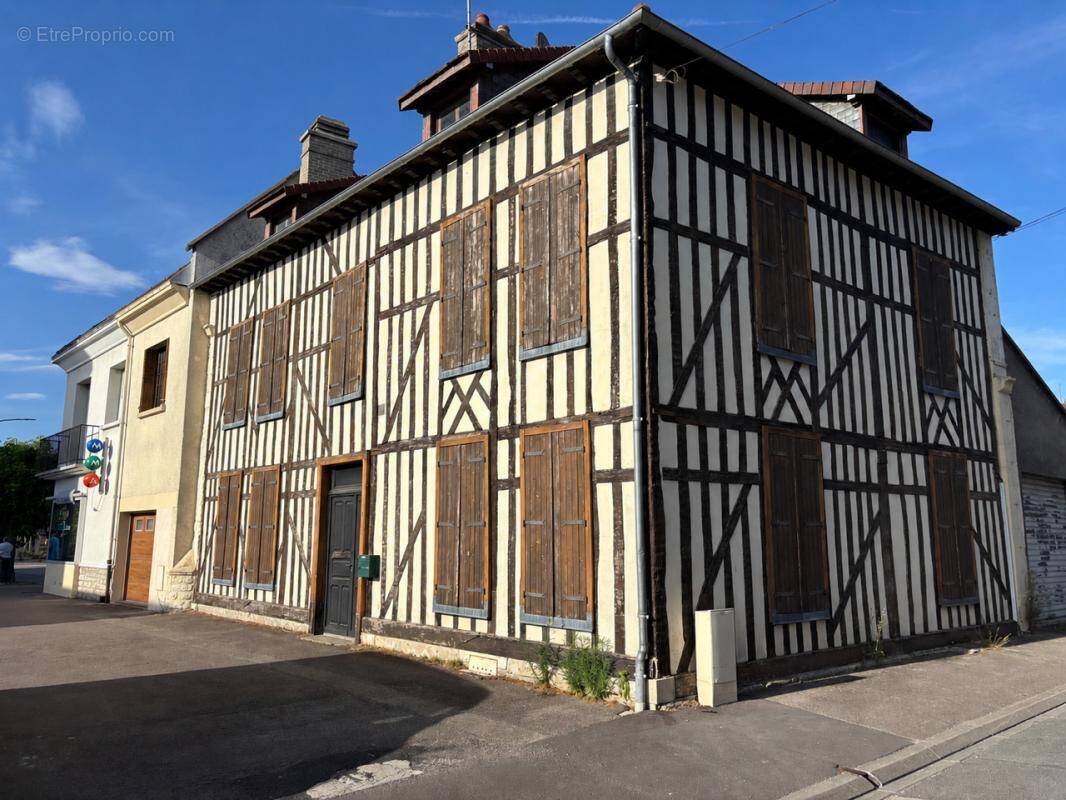 Maison à ARCIS-SUR-AUBE