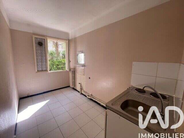 Photo 3 - Appartement à MARSEILLE-8E