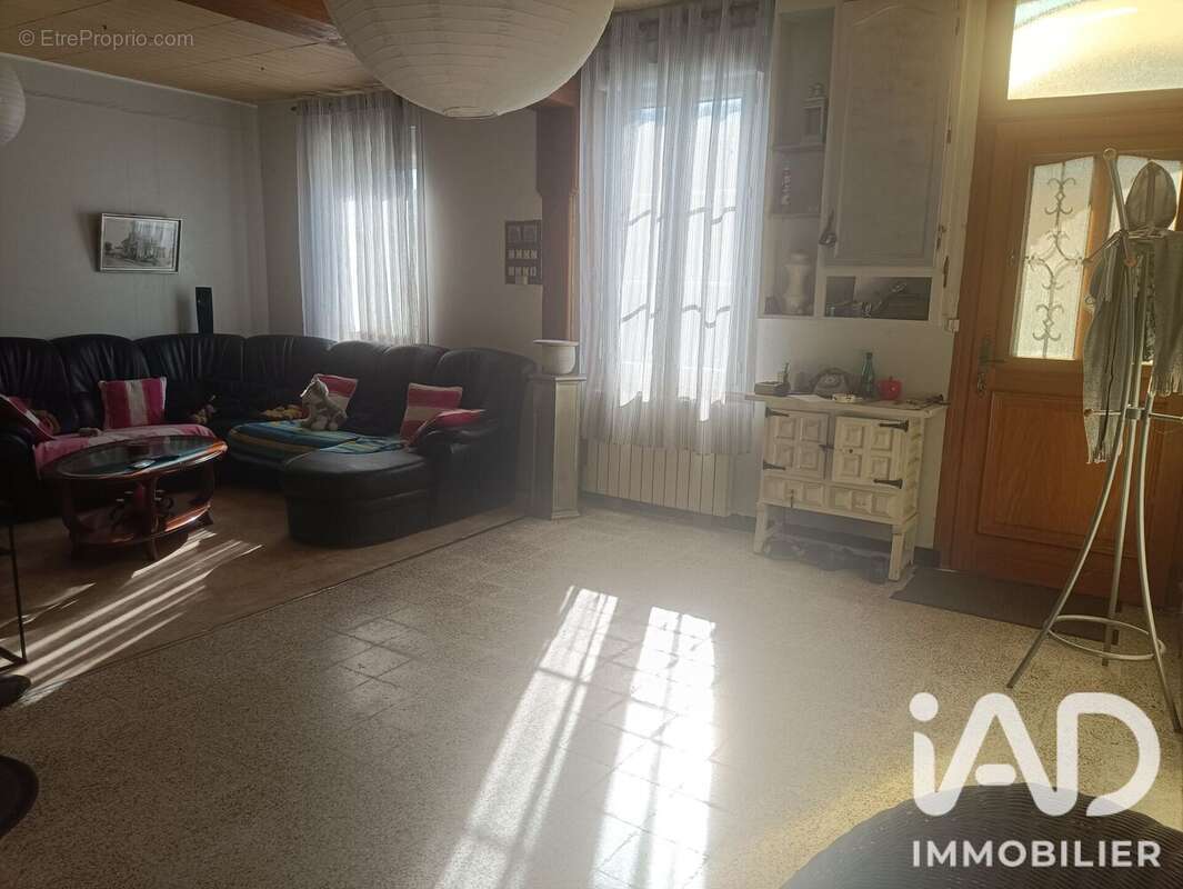 Maison 124 m² à Grandcourt  - photo 3