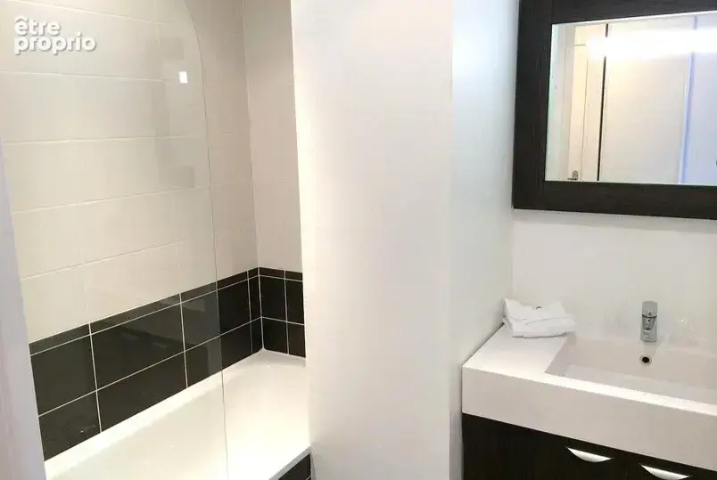 INVESTISSEMENT LOCATIF  LYON 3  Résidence Appart'HOTEL Lyon Lumière  6,48 % de rentabilité - photo 5