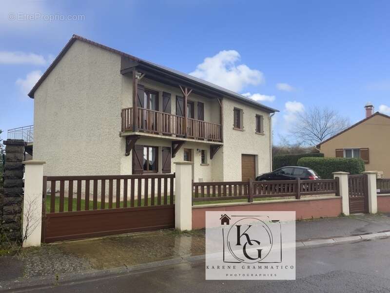 Maison à TUCQUEGNIEUX