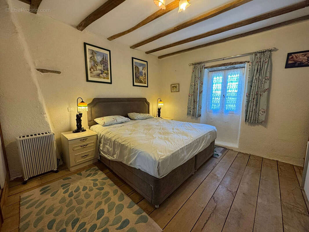 Maison à VILLEFAVARD