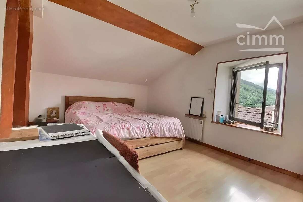 Appartement à VILLARD-BONNOT