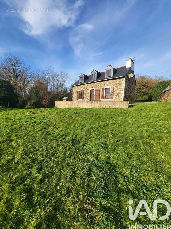 Photo 2 - Maison à PLONEVEZ-DU-FAOU