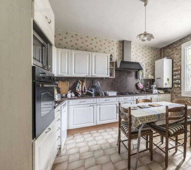 Maison à MARSEILLE-4E