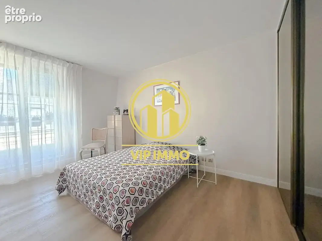 Appartement 3 pièces 80 m² à vendre à Lille (59000) - photo 9