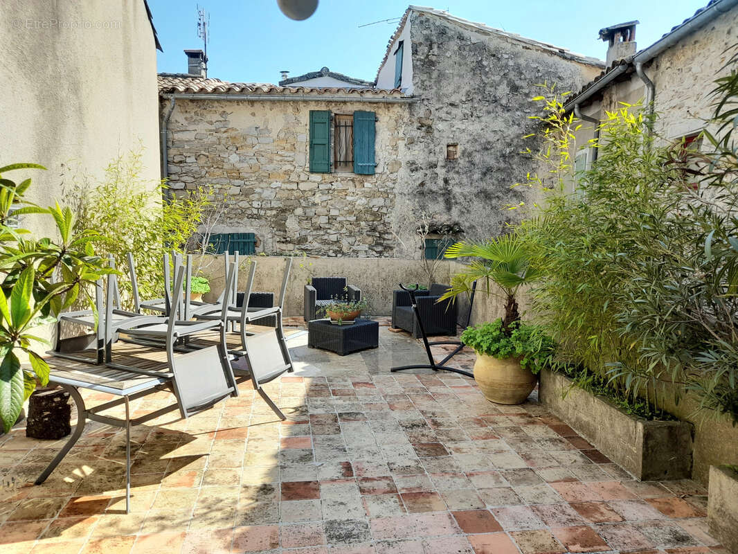 Maison à DURFORT-ET-SAINT-MARTIN-DE-SOSSENAC