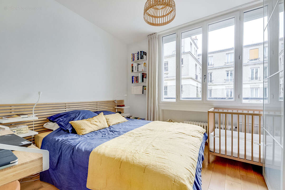 Appartement à PARIS-20E