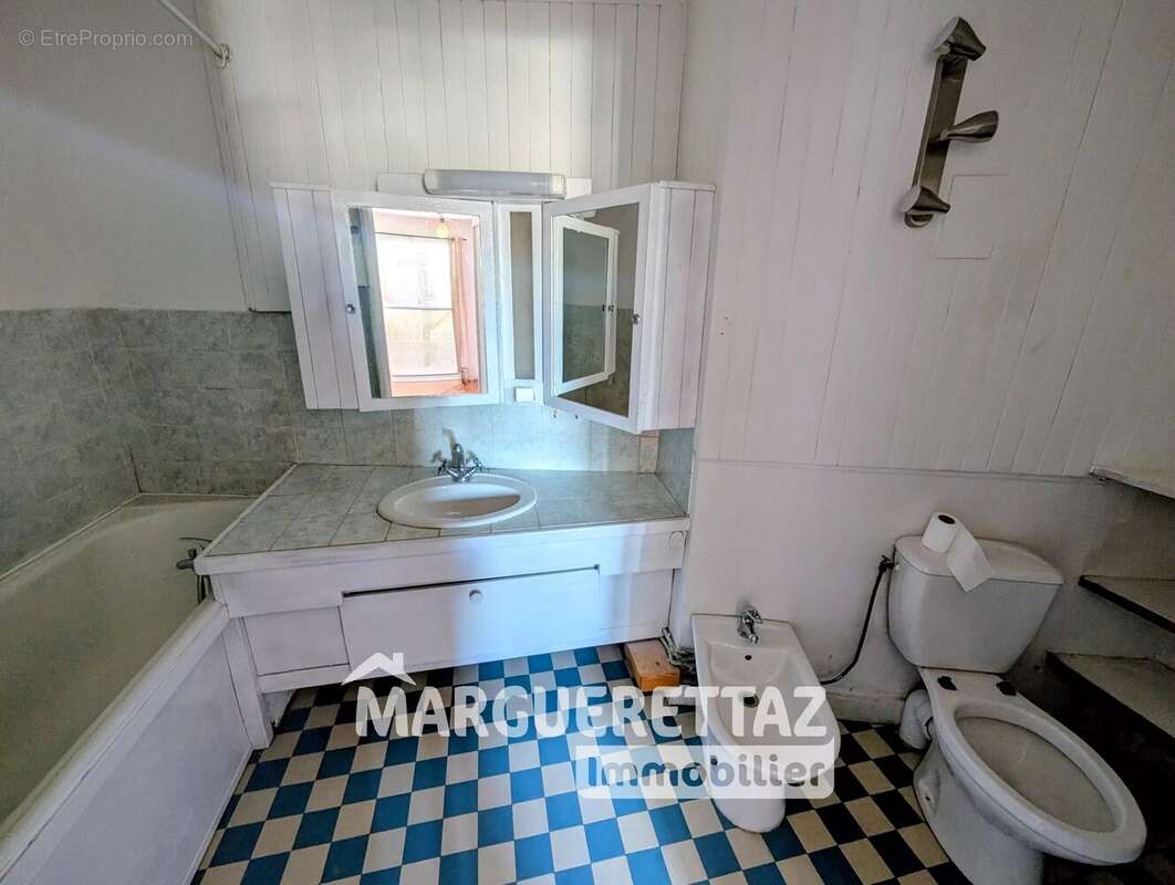 Appartement à SAINT-JEOIRE