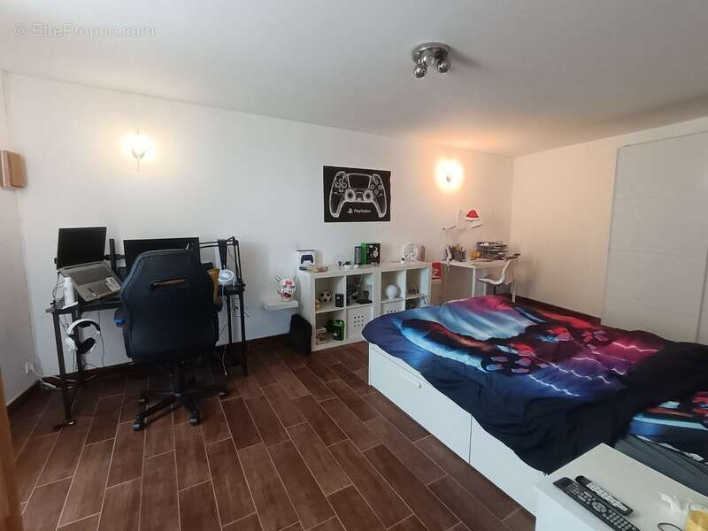 Maison à SAINT-MARTIN-LACAUSSADE