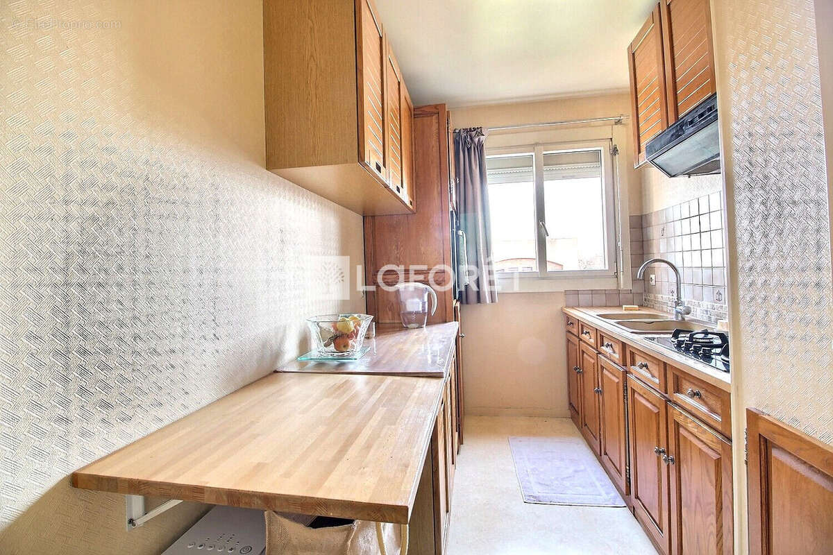 Appartement à GENNEVILLIERS