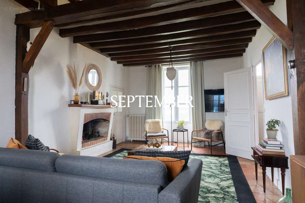 Maison à PERVENCHERES